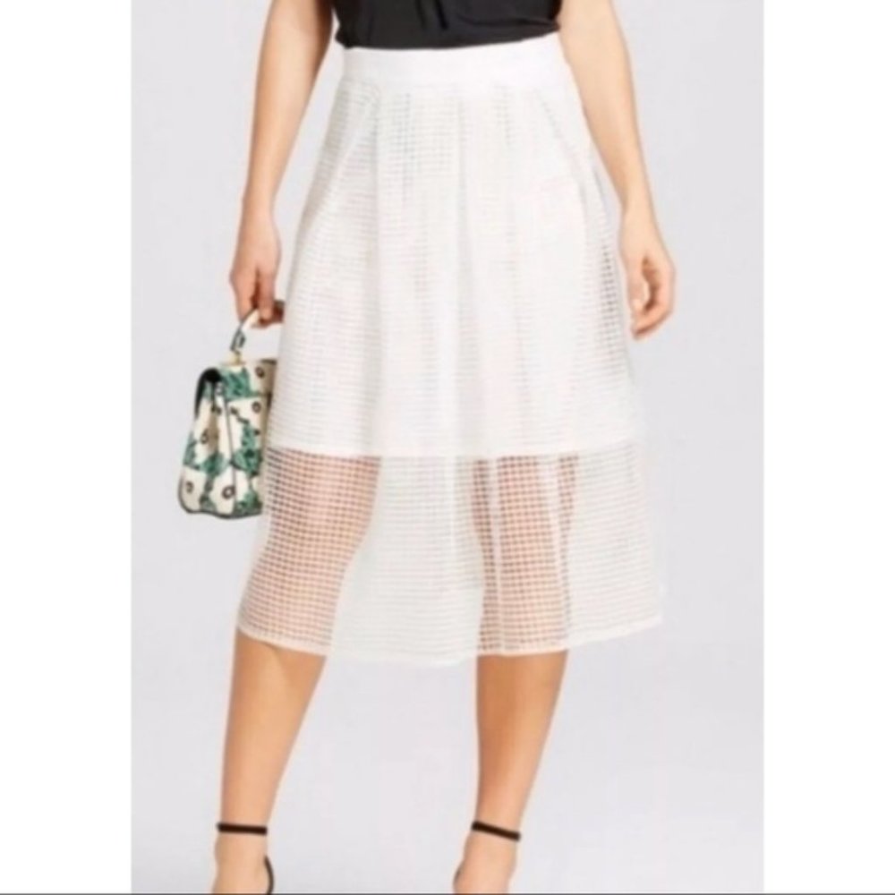 White midi skirt with egg cage mesh